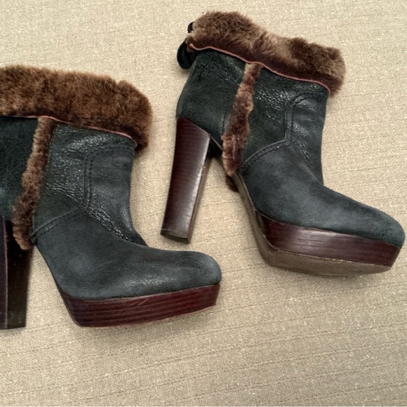 TORY BURCH SHEARLING HIGH HEELED BOOTS leather black 8.5M - Picture 5 of 10